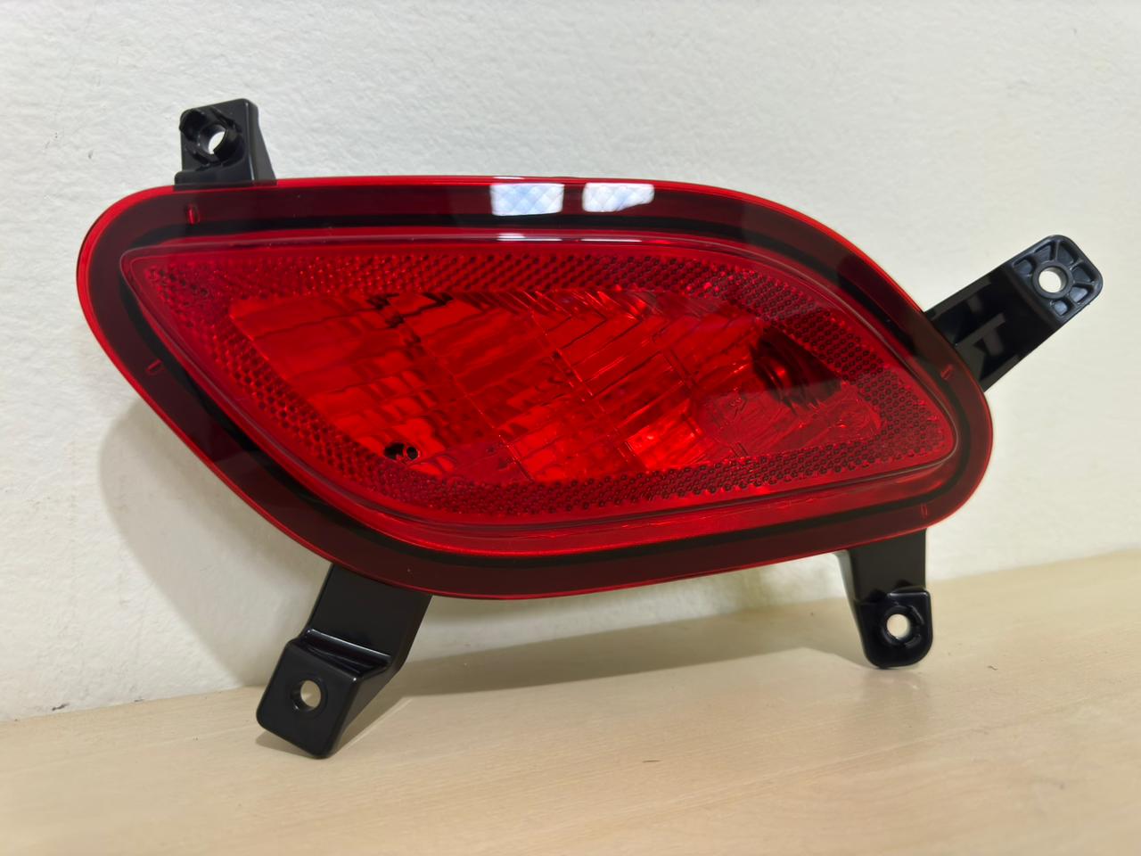 Lanterna Luz de Neblina Traseira Esquerda CHERY TIGGO 2 2018