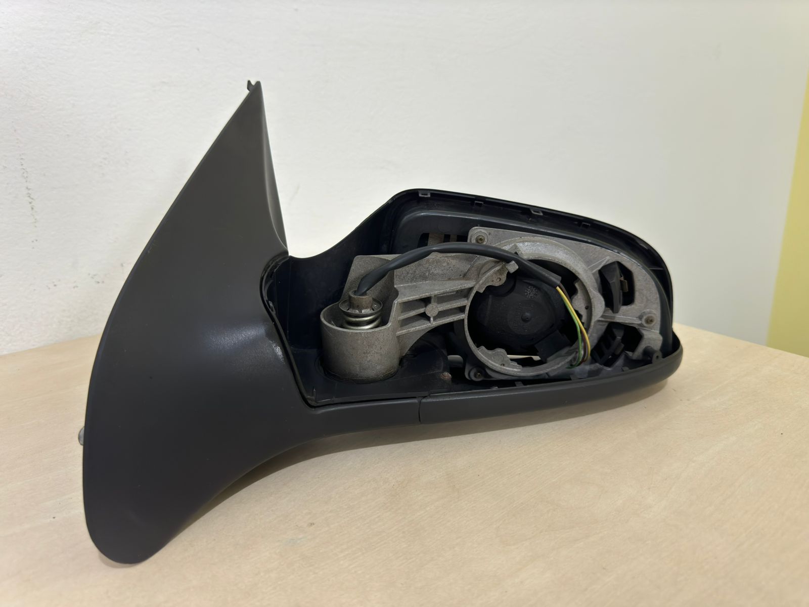 Retrovisor Elétrico Esquerdo GM Vectra 2006 2007 2008 2009 Sem Pisca e Sem Capa