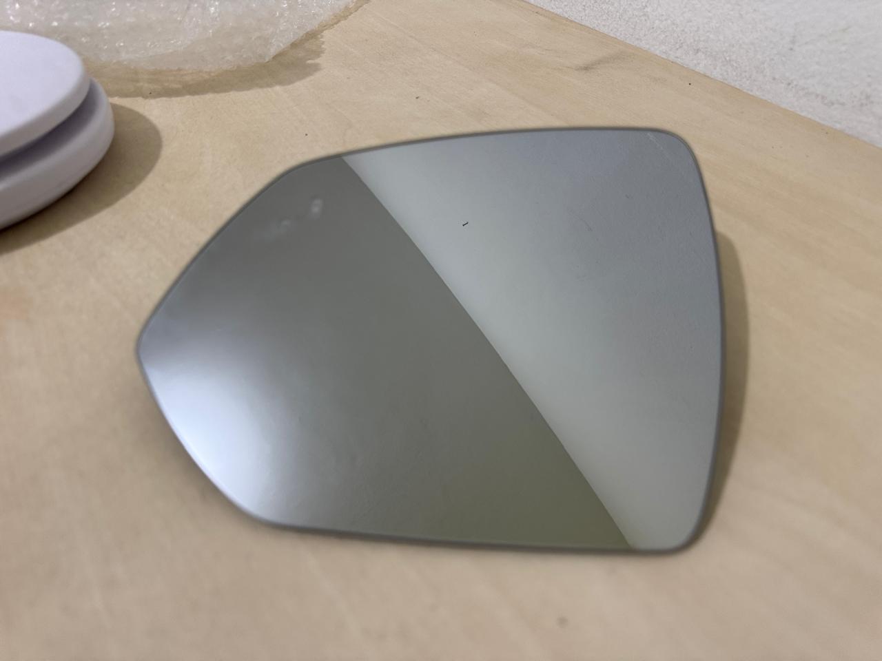 Lente Espelho Retrovisor Esquerdo GMW Haval H6 Semi Novo Z1903209