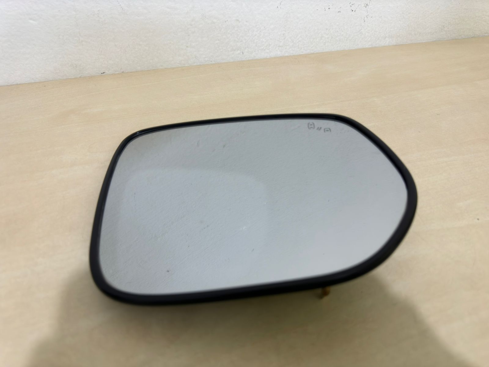 Lente Retrovisor Direito ISUZU D-MAX