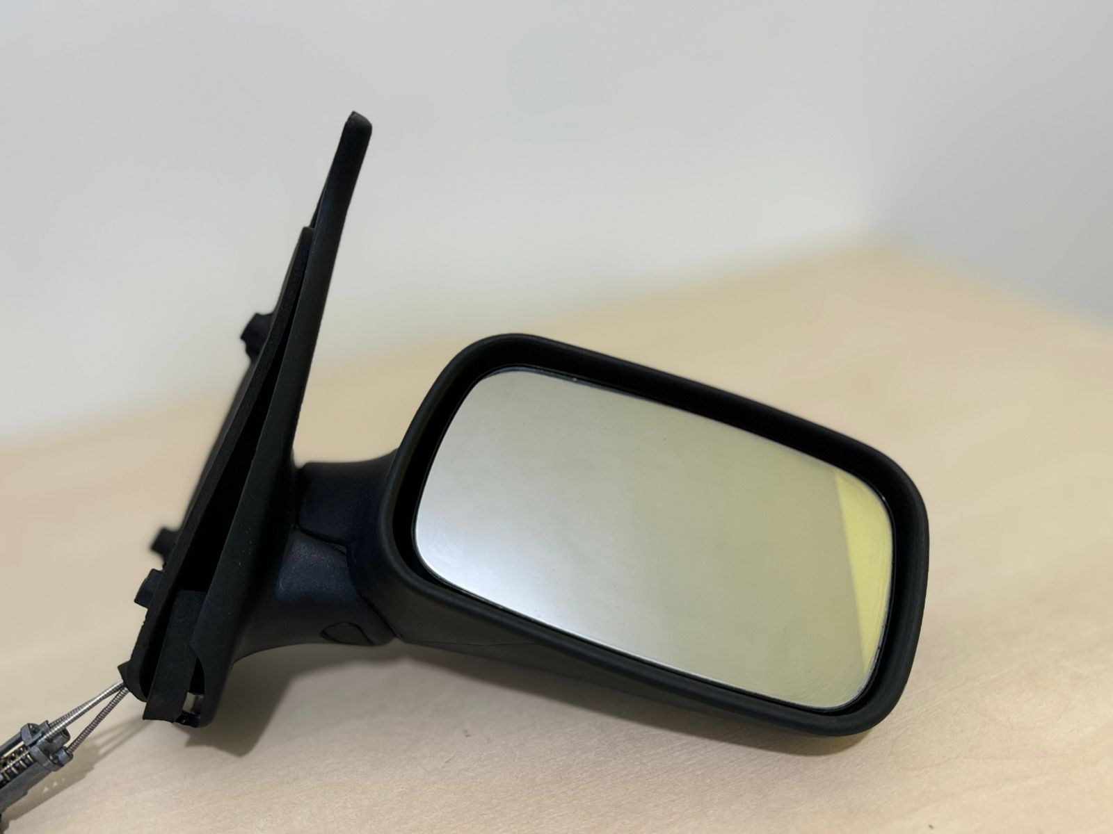 Retrovisor Direito Palio Elx Ed 1996 A 2000 Controle Manual